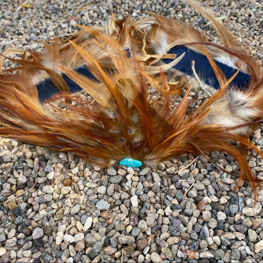 Vintage feather hatband headdress turquoise
